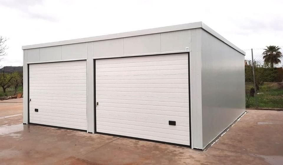 Vând garaje auto și containere