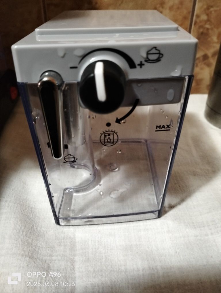 Vând EXPRESSOR Manual cu LATTE Argintiu BREVILLE 550 Ron neg
