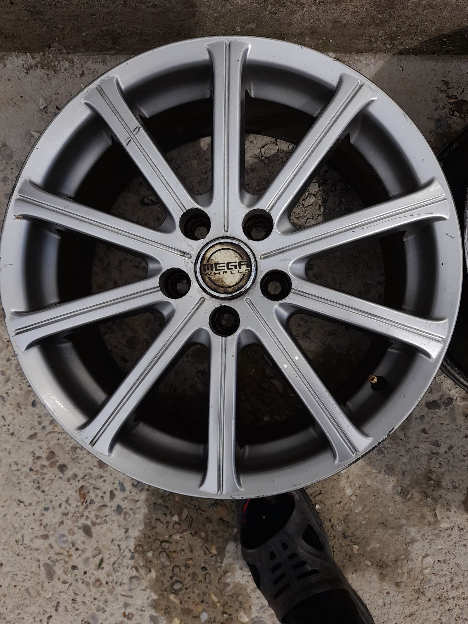 Jante pe 17" se potrivesc pe vw, Mercedes sau alte mărci