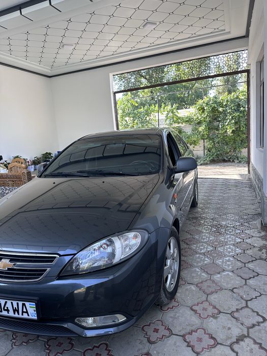 Jentra 2019 avtamat idiyal srochni arzon narhda sotiladi