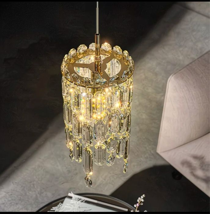 Продается люстра с одной лампочкой