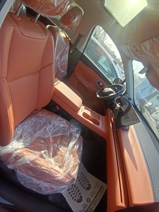 Leapmotor C16 3 pozitsiya full