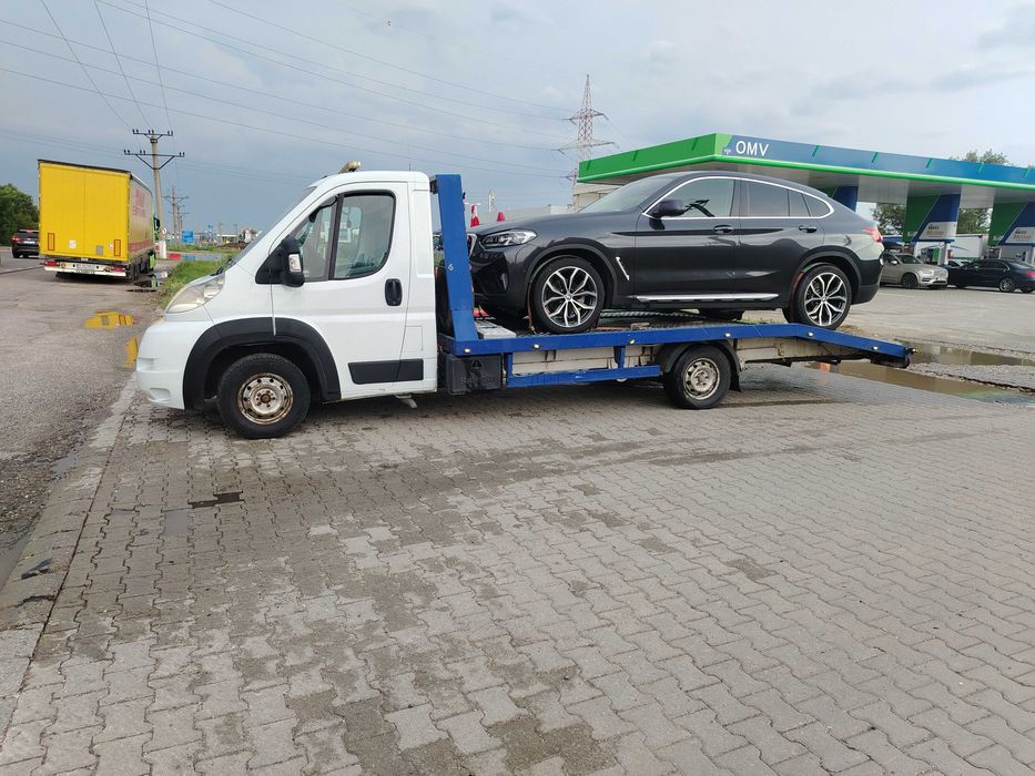 Tractari asistenta accident recuperare platforma auto