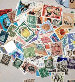 Лот от пощенски марки над 80 бр.