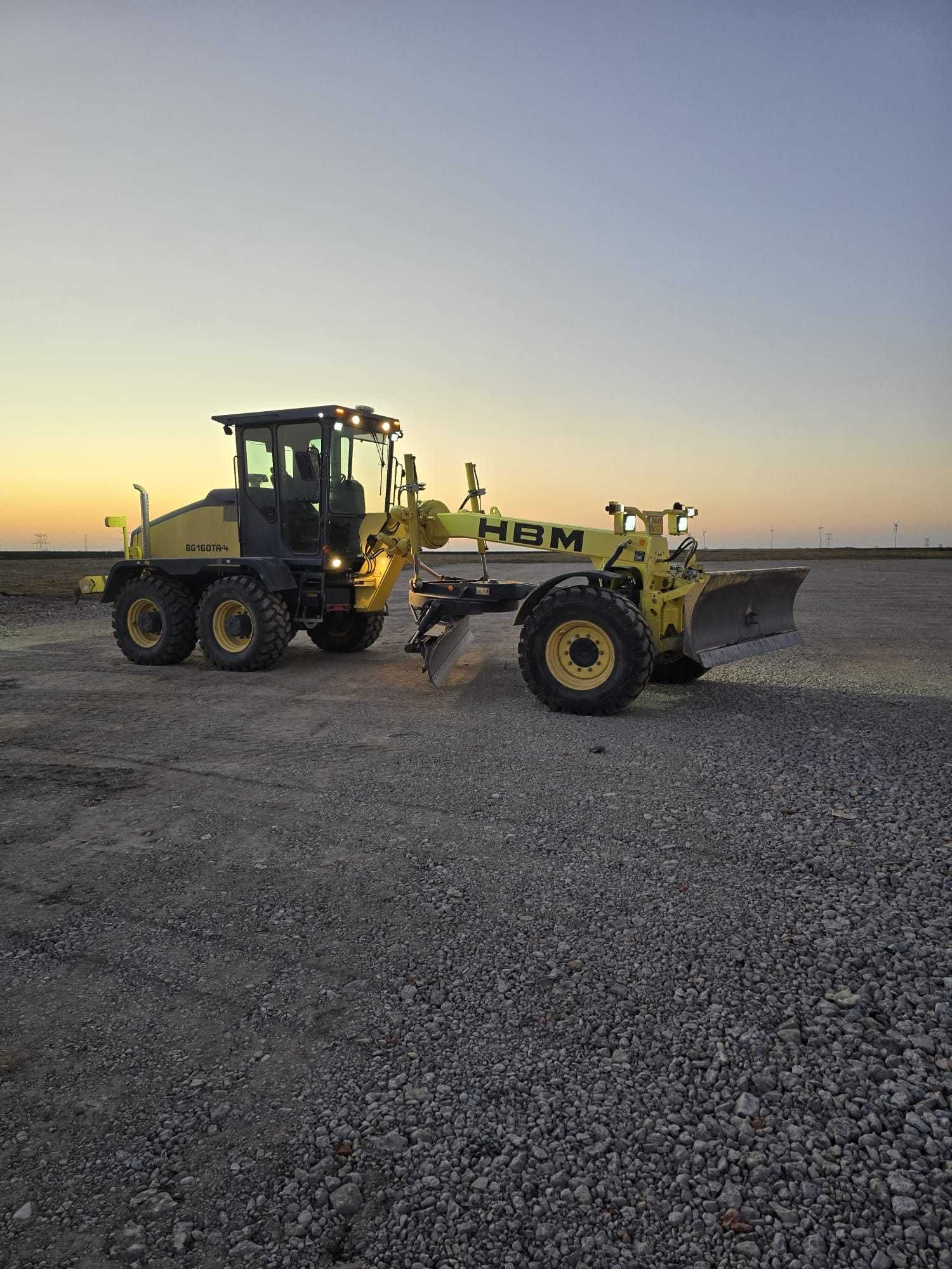 Inchirieri | Excavator, buldoexcavator, compactor, vola, greder,bobkat