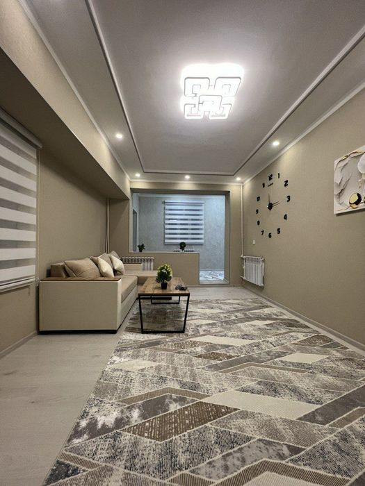 Квартира продаётся Чиланзар 7 квартал 1/1/4 меб тех балк 2*6 бассейн