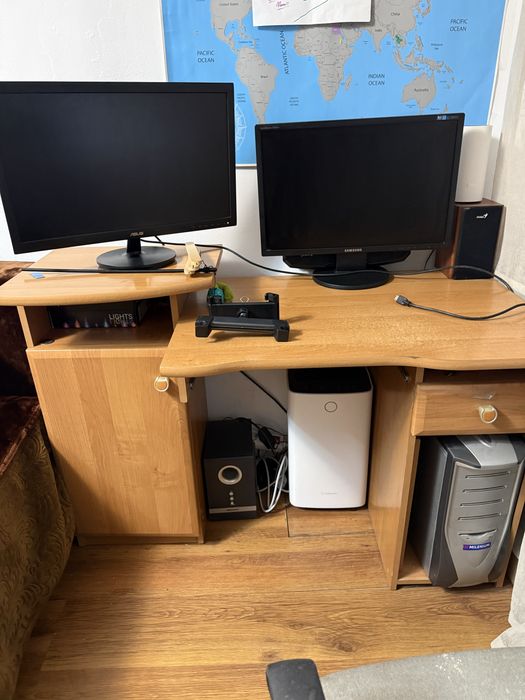 Vand birou cu dulap, suport monitor, spatiu unitate pc