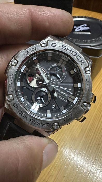 Casio G-shock GST-B100-1AER и NIXON The regulus