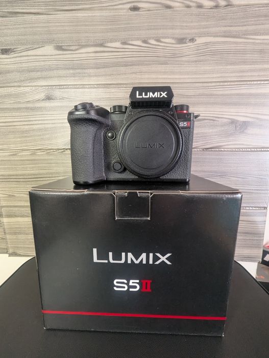 Panasonic Lumix s5ii + екстри