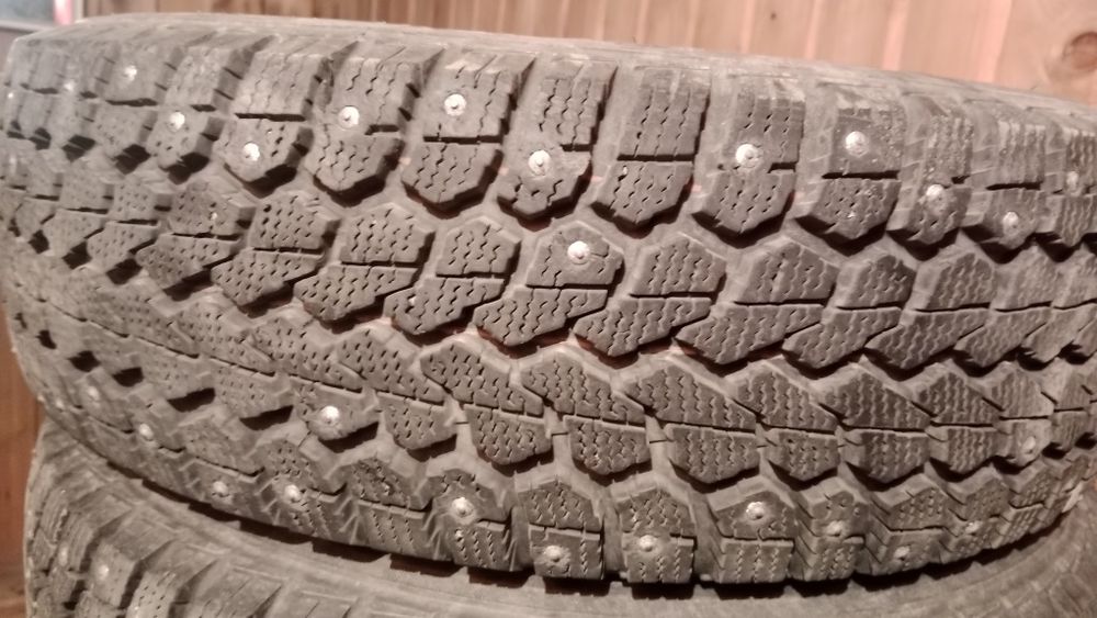 Зимние шины шипованные