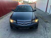 Dezmembram Honda Accord sedan 2005