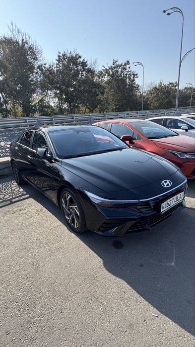 Hyundai Elantra 2023 FULL