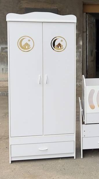 Detskiy shkaf  2ta eshiki