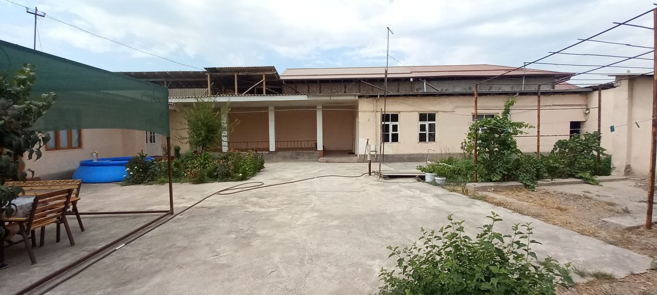 Hovli 8 sotok 6 xona uy