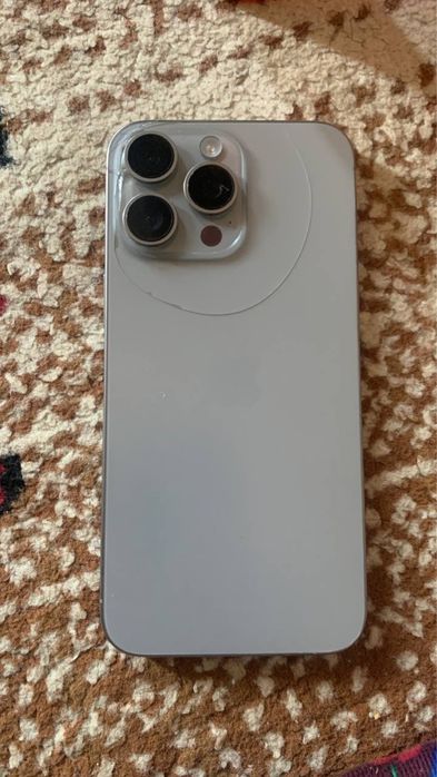 Iphone 15 pro Max.