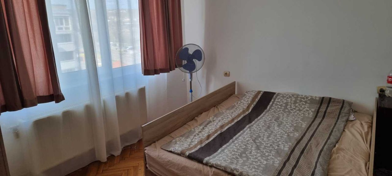 Продава се Двустаен апартамент в Разград, Бели Лом - 60 кв.м за 1360 €/кв.м - Снимка #3