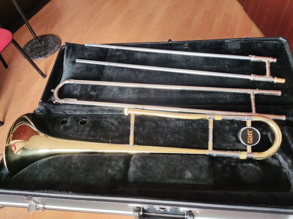 Trombon Jupiter 528