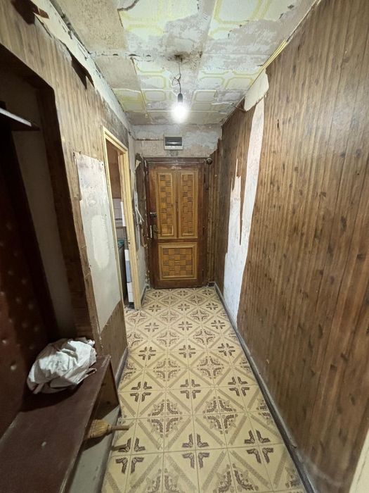 PROPRIETAR vând apartament cu 3 camere Et.1 ,Aleea Ioan Slavici Bl 49