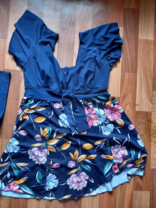 Продам купальник