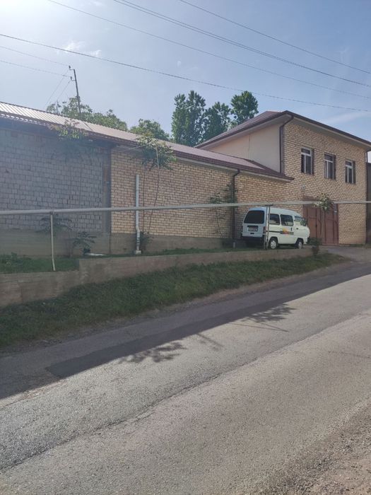 Oq toshda dacha sotiladi 115000$