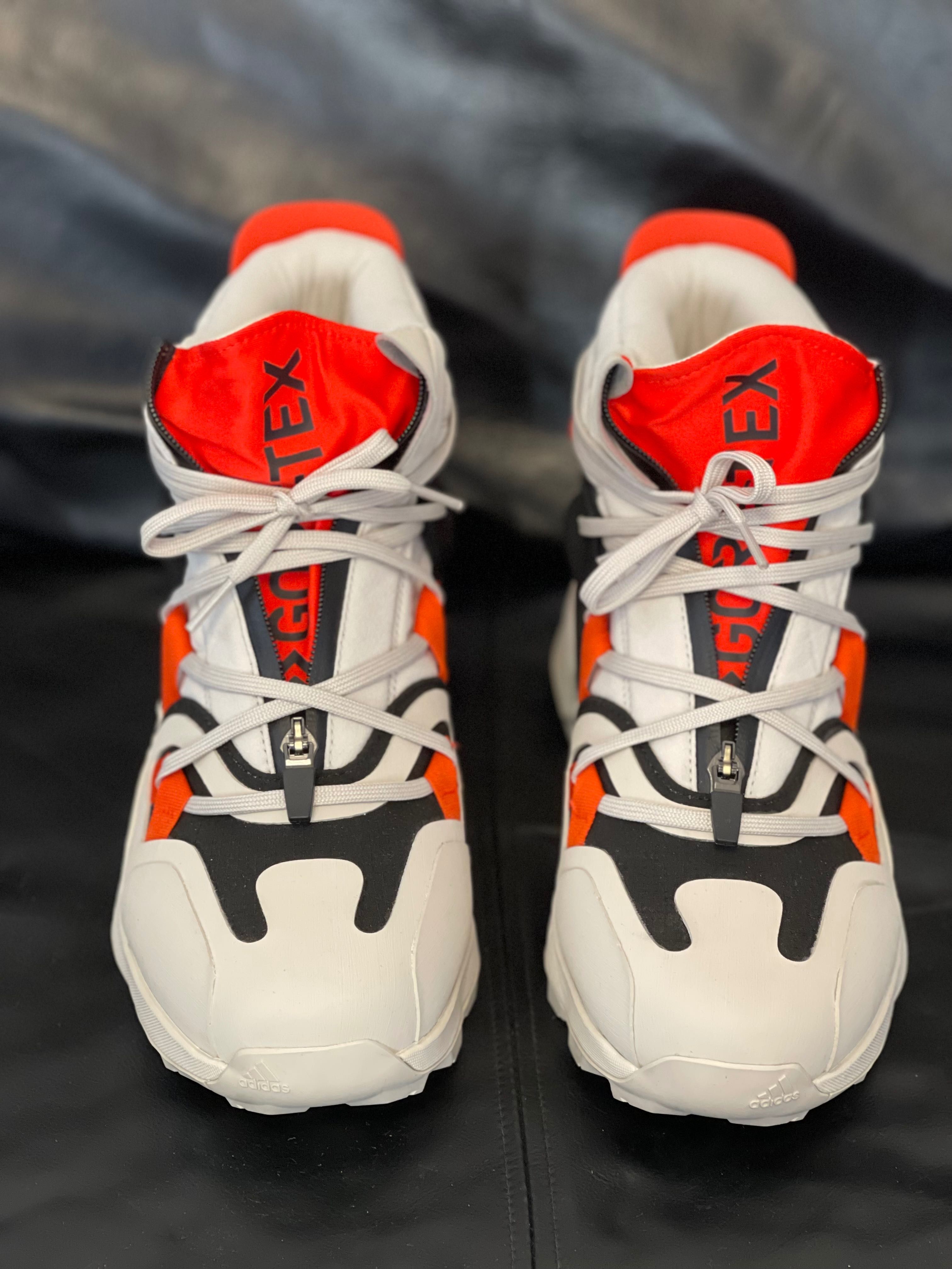 Y-3 TERREX “Swift R” (Gore-Tex + Continental) Off-White/Black/Orange