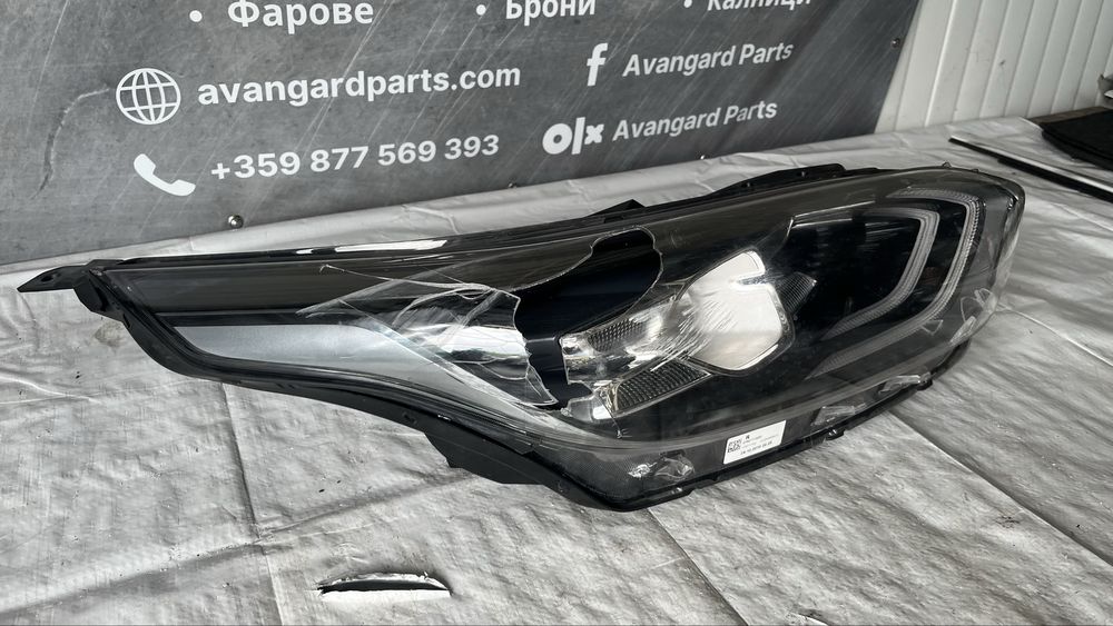Десен фар Kia Ceed 3 (2013-2019)