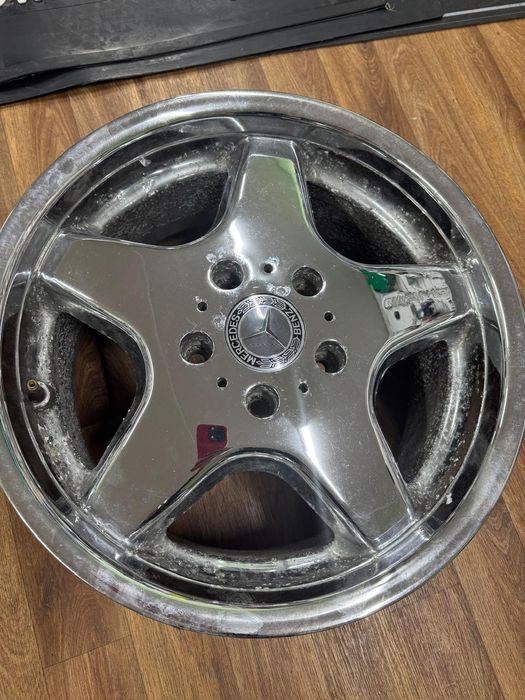 Продам оригинальные диски на Гелендваген