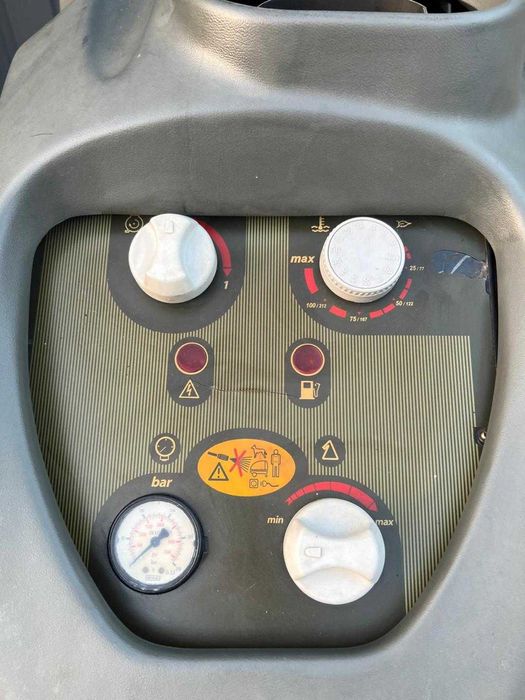 Aparat de spalat cu presiune cu apa calda Comet