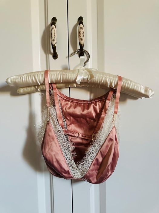 Lenjerie sexy, chiloti si sutien noi cu eticheta, S / M