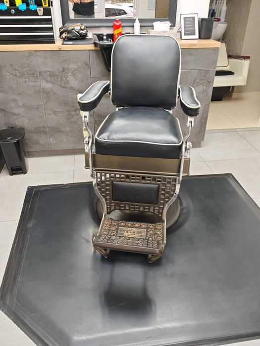 Scaun frizerie Theo A Kochs 1926