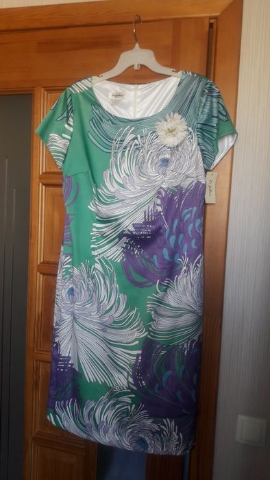 Новое женское платье