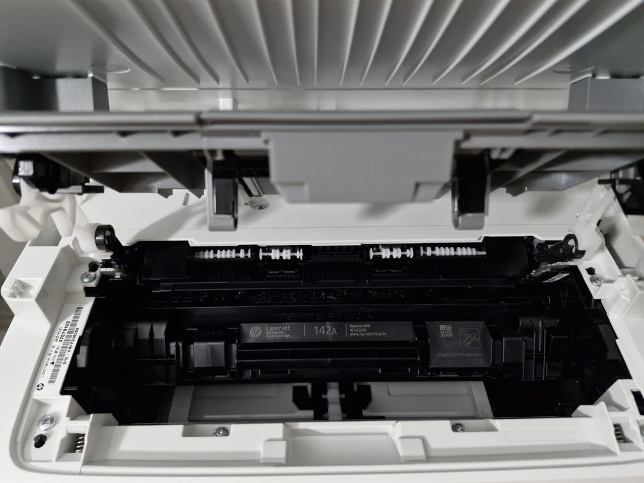 Vând imprimantă HP cu laser