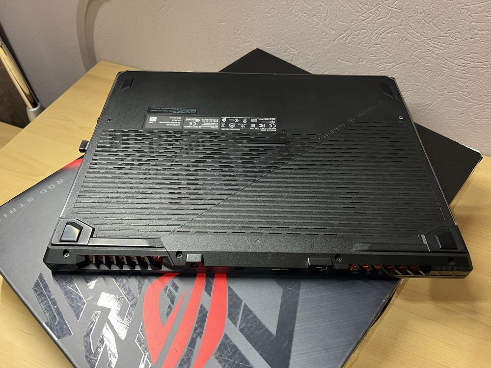 Laptop Gaming ASUS ROG Strix G G531GU