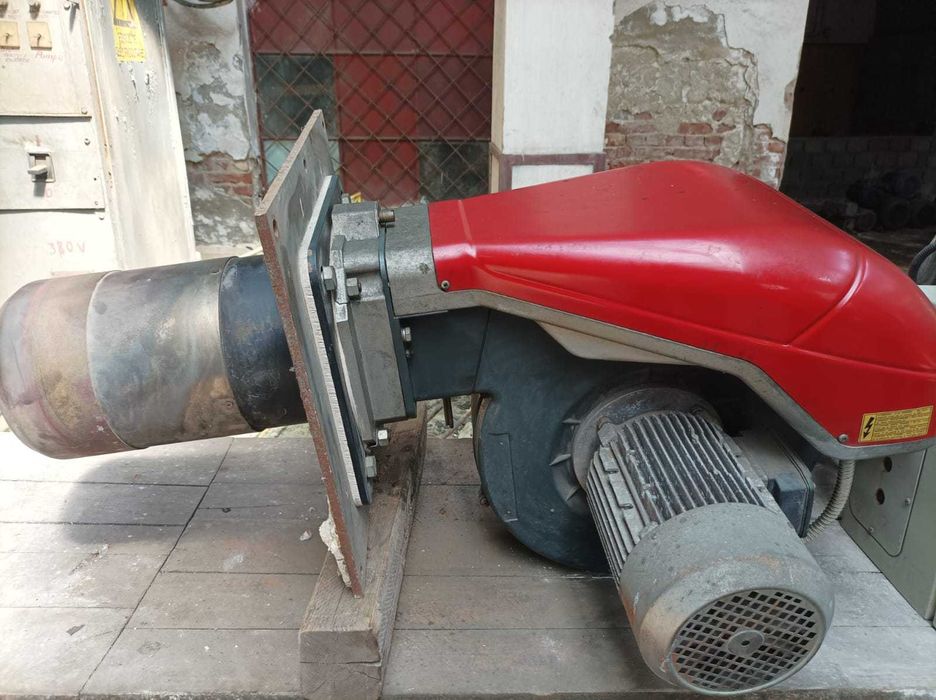 Vand Arzator Riello RL 190 pe motorina cu automatizare inclusa