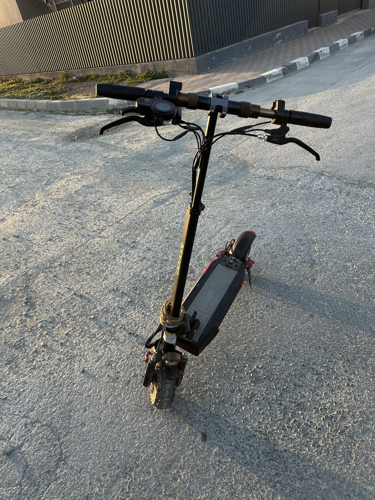 Trotinetă electrică KUGOO Kirin M4 Pro