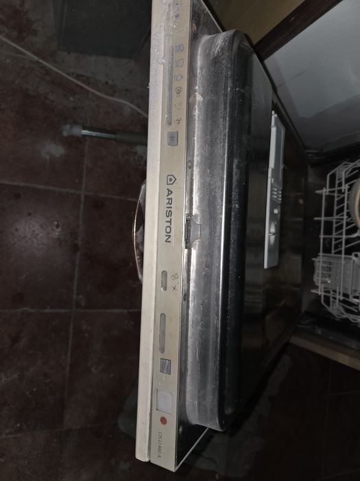 Посудомоечная машина Аристон