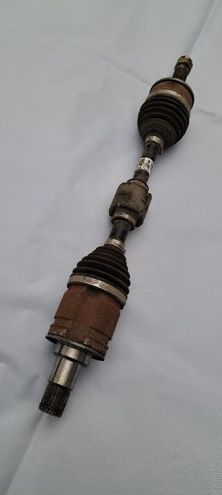 Привод камри 70 75 Америка, 2.5, левый,Б.у оригинал.