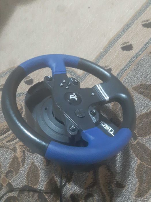 Volan se gaming thrustmaster t150