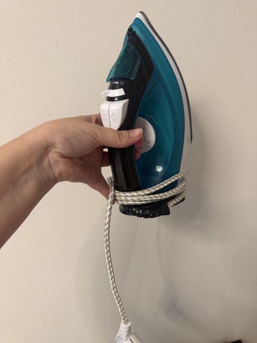 Утюг продам Vitek