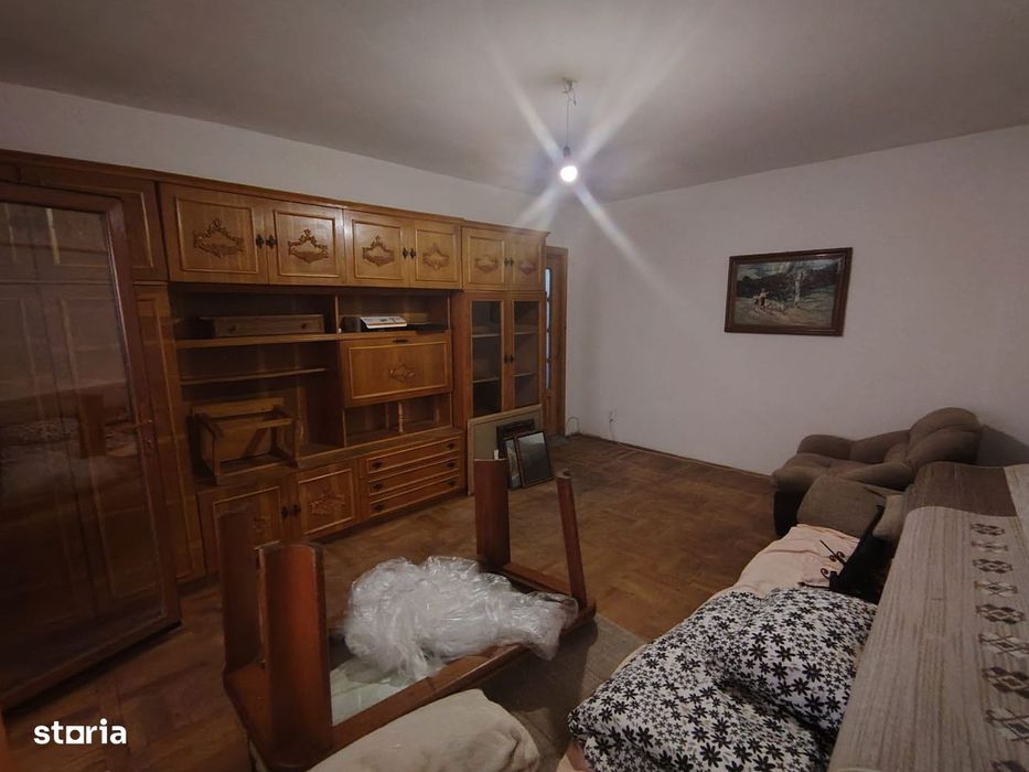 Zona excelenta!!! Apartament 2 camere decomandat cu 65 mp!!!