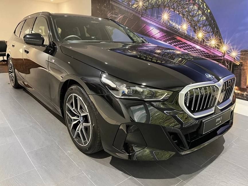 BMW i5 35 L 2025 eDrive