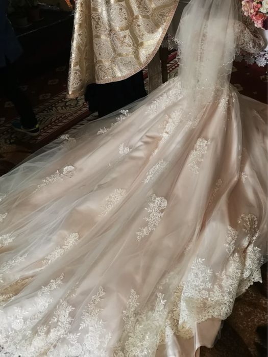 Vand rochie de mireasa