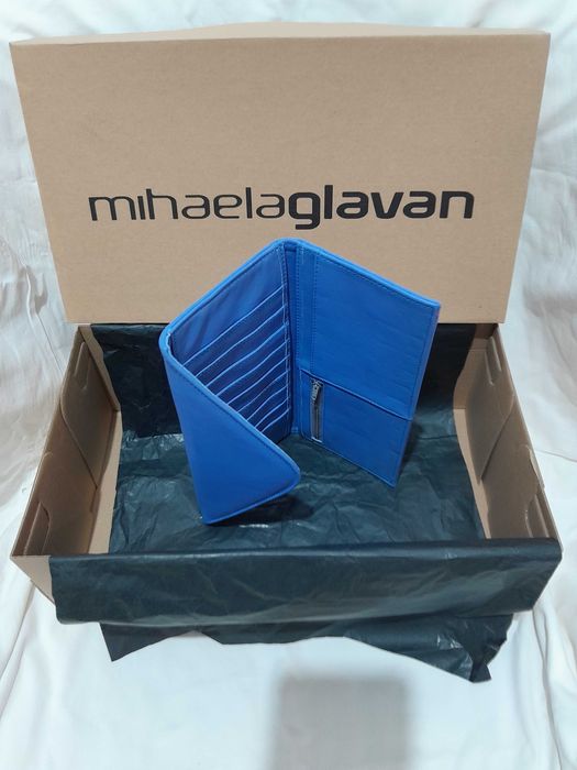 Portofel din piele naturala editie limitata Mihaela Glavan