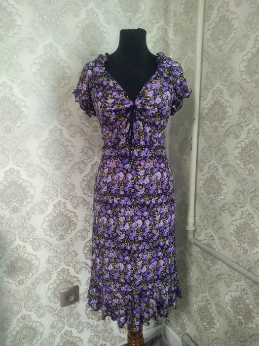 Платье красивое размер 50 52