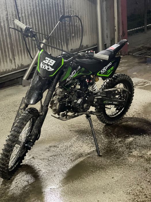 Schimb cross 125 in stare perfecta cu kukirin g4 il am de aprox o lun