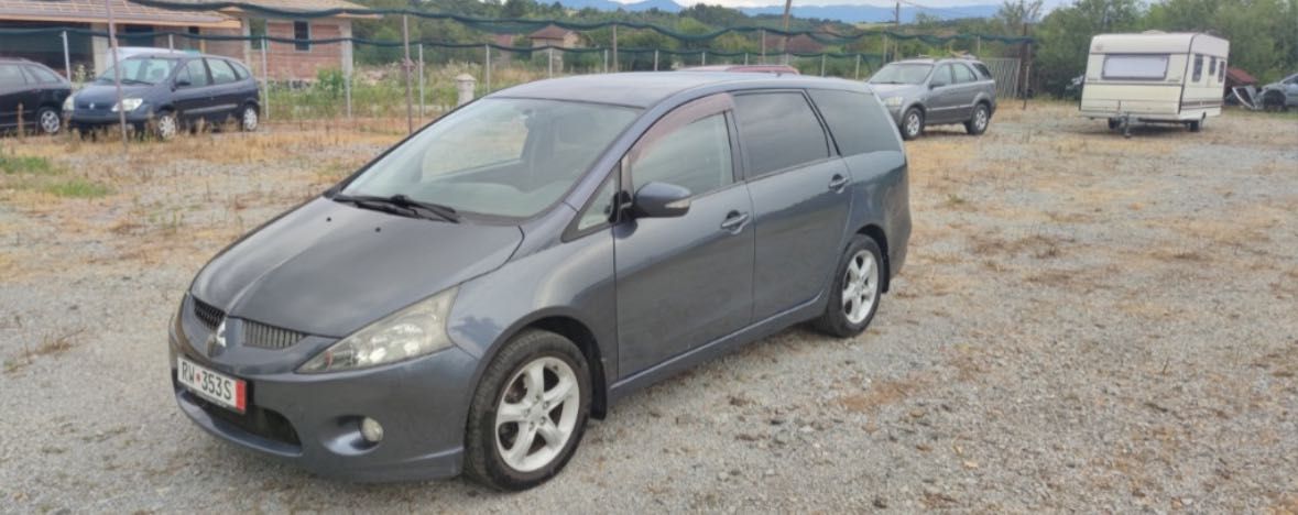 Mitsubishi grandis