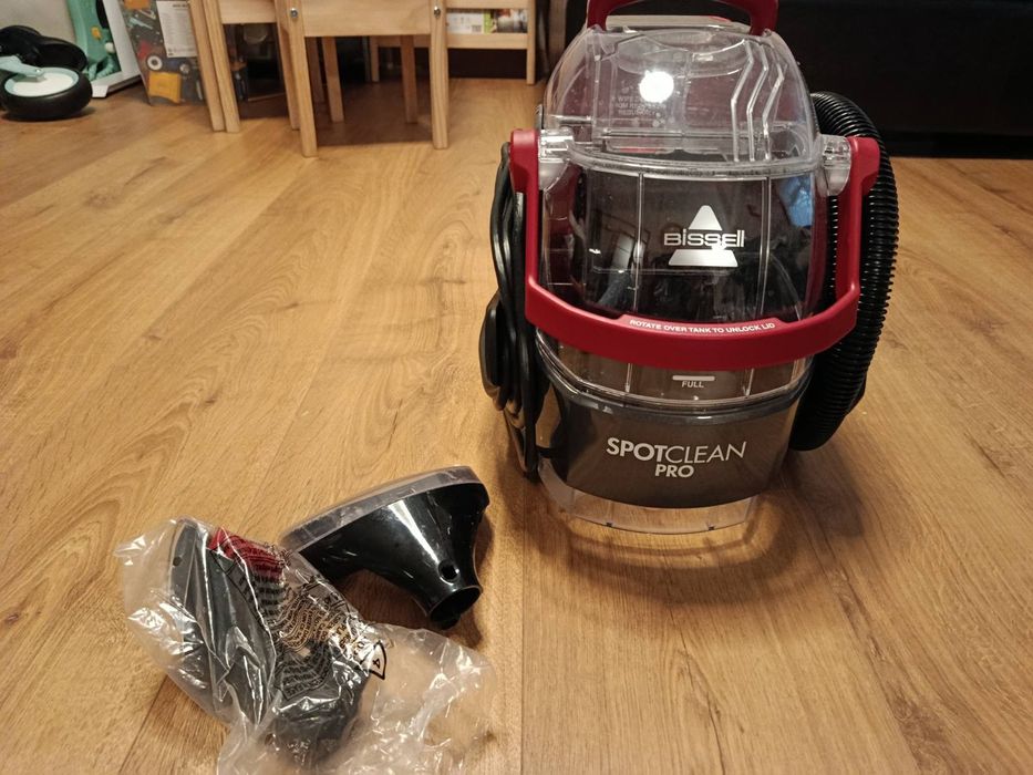 Bissell 1558N SpotClean Pro прахосмукачка, за сухо и мокро почистване