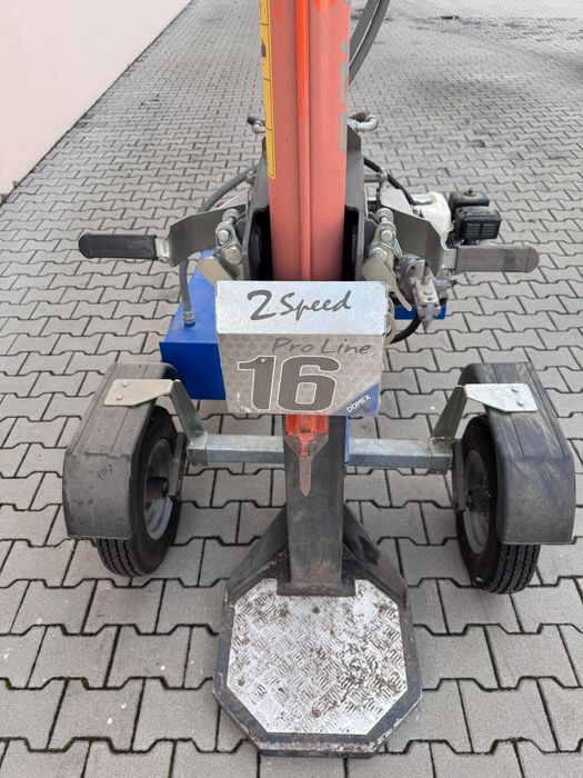 Despicator-Crapator lemn hidraulic 16 Tone Balfor