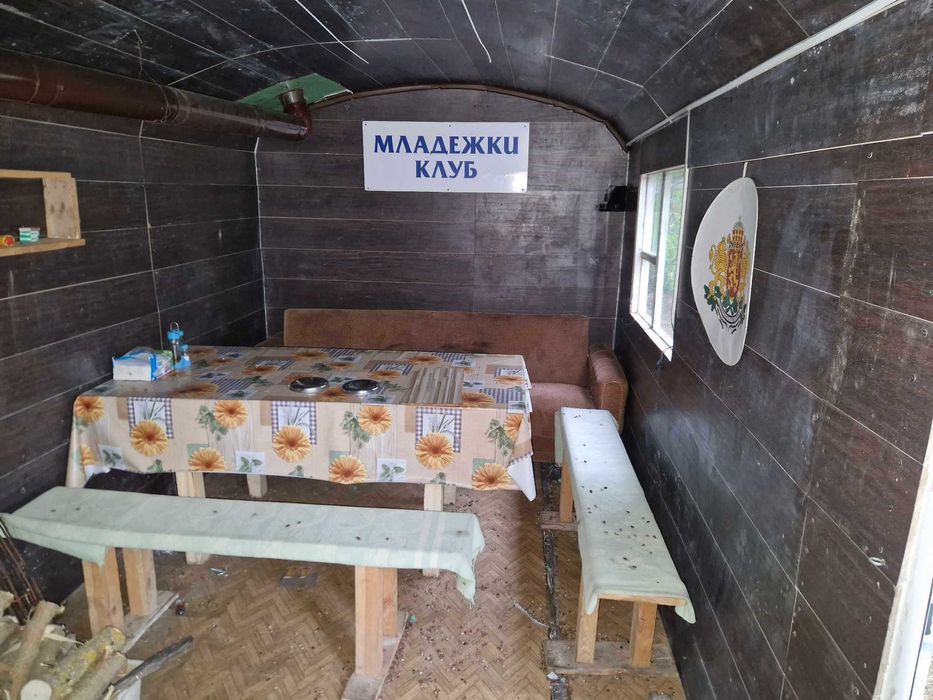 Продавам Фургон 7×2.30