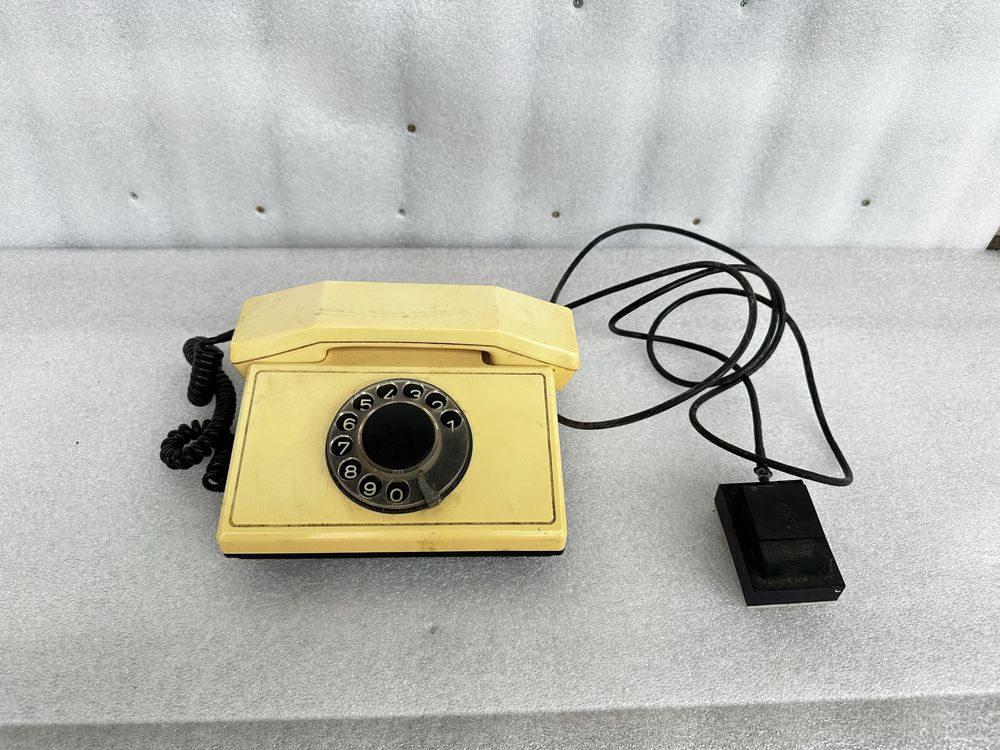 Стар български телефон 1990г